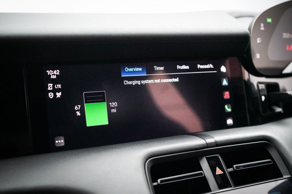 Used Porsche Taycan 2021 for sale - 76291075: Photo 45