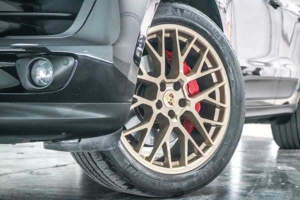 Used Porsche Macan 2018 for sale - 76223267: Photo 2