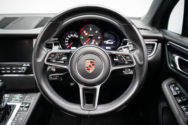 Used Porsche Macan 2018 for sale - 76223267: Photo 39