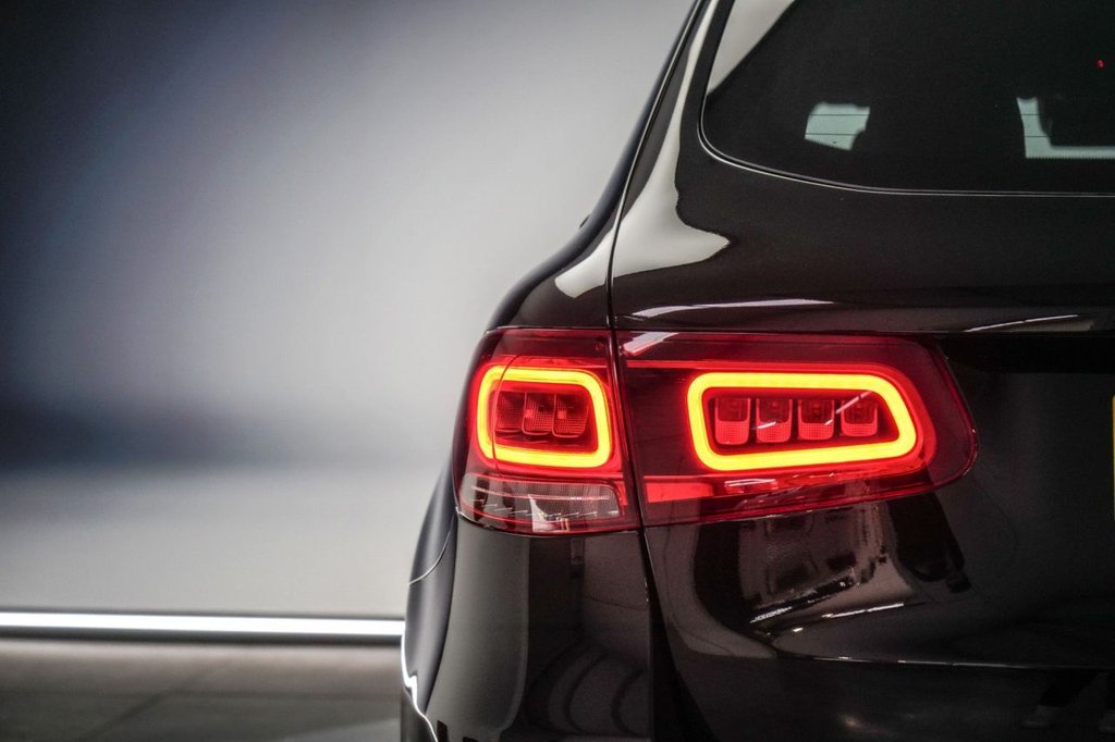 Used Mercedes-Benz GLC 2022 for sale - 76429725: Photo 16