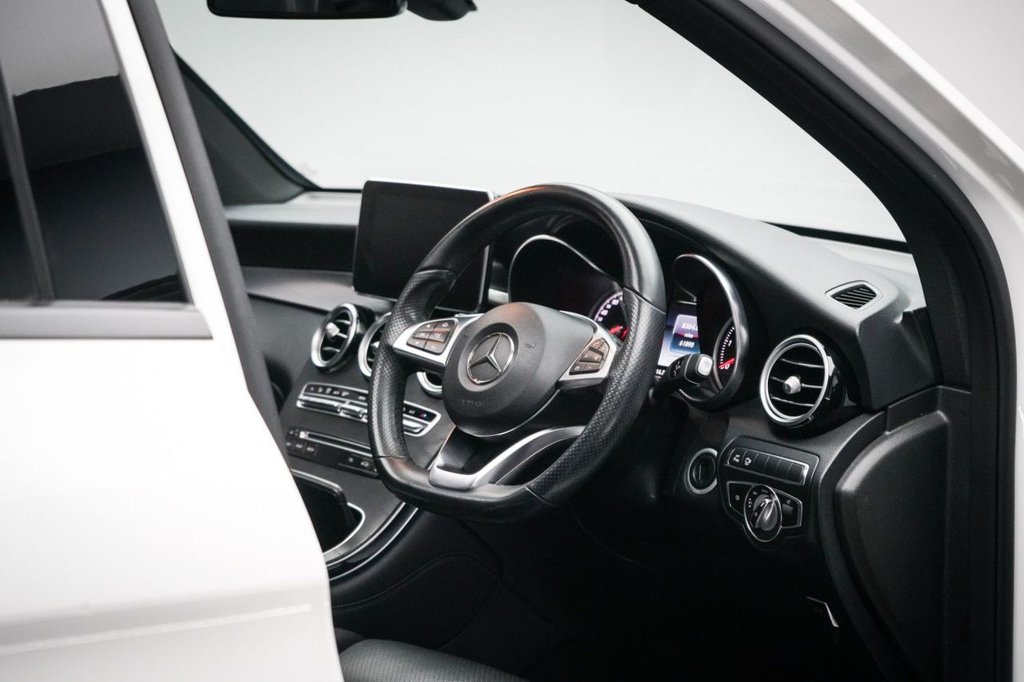 Used Mercedes-Benz GLC 2018 for sale - 76966206: Photo 29