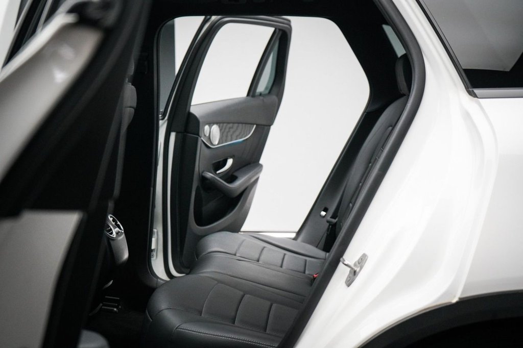 Used Mercedes-Benz GLC 2018 for sale - 76966206: Photo 33