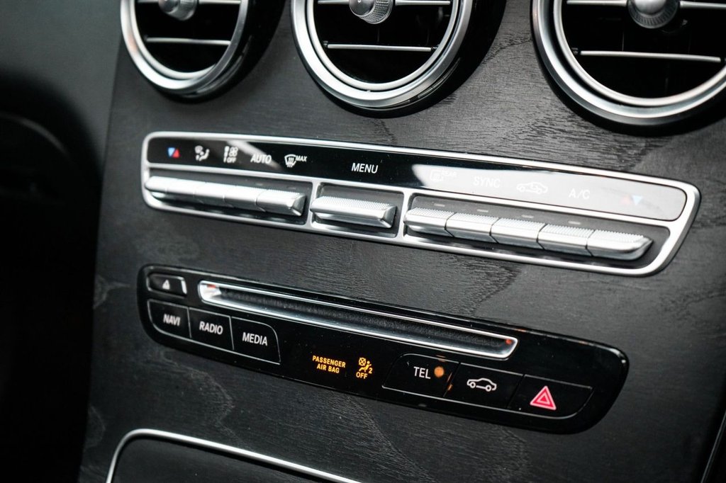 Used Mercedes-Benz GLC 2018 for sale - 76966206: Photo 44