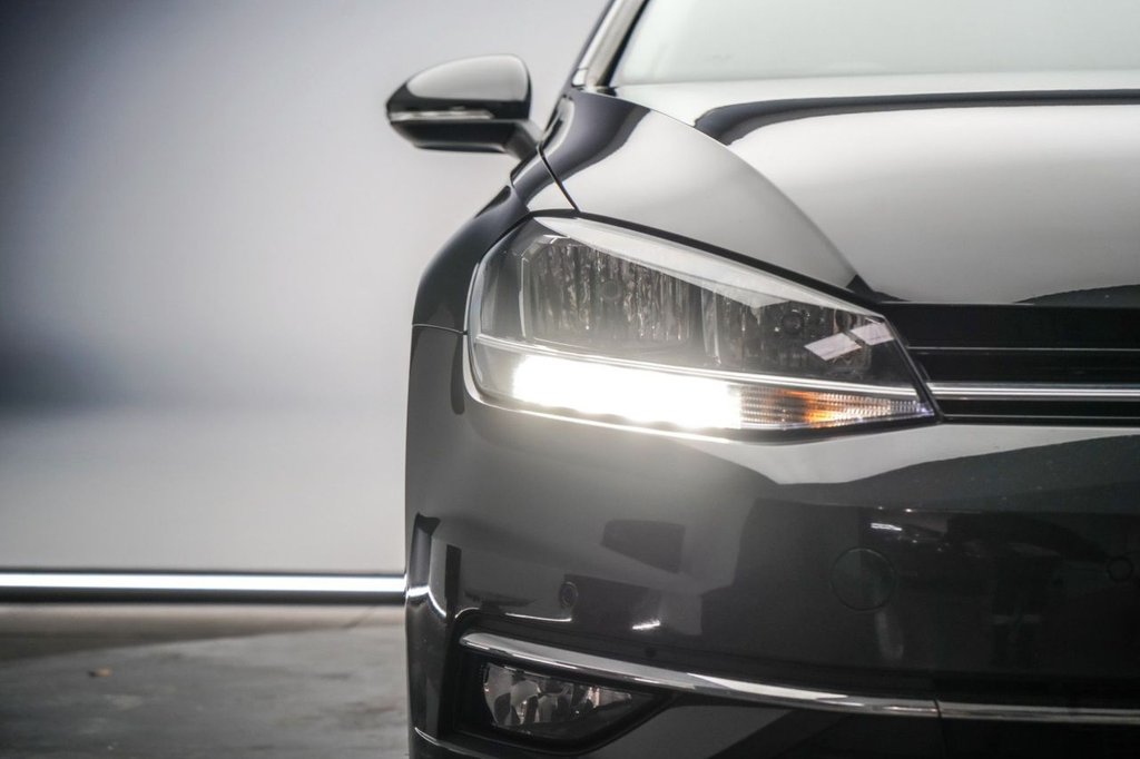 Used Volkswagen Golf 2019 for sale - 77647931: Photo 10