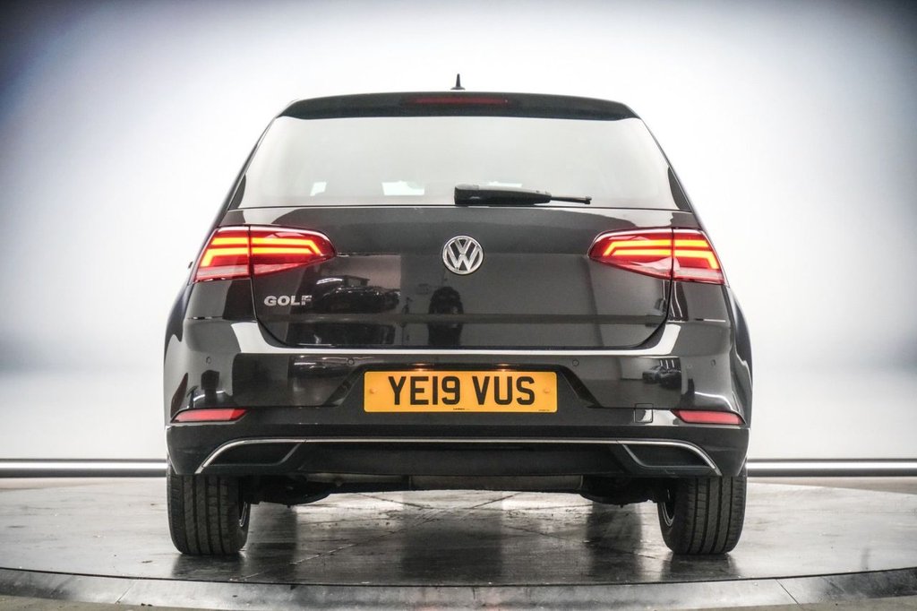 Used Volkswagen Golf 2019 for sale - 77647931: Photo 11