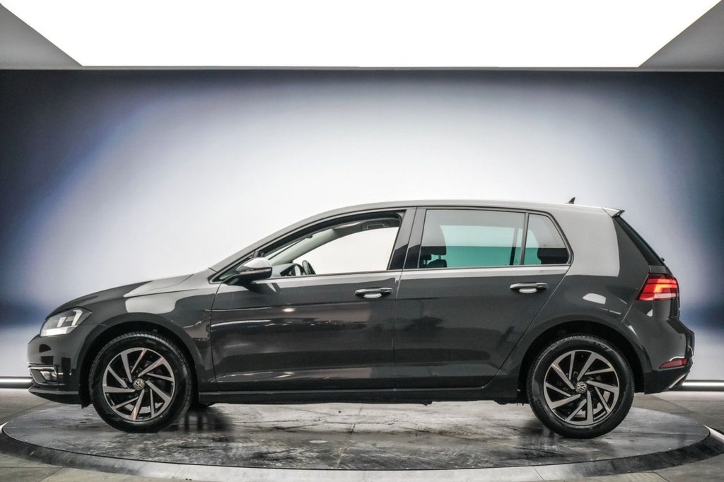 Used Volkswagen Golf 2019 for sale - 77647931: Photo 13