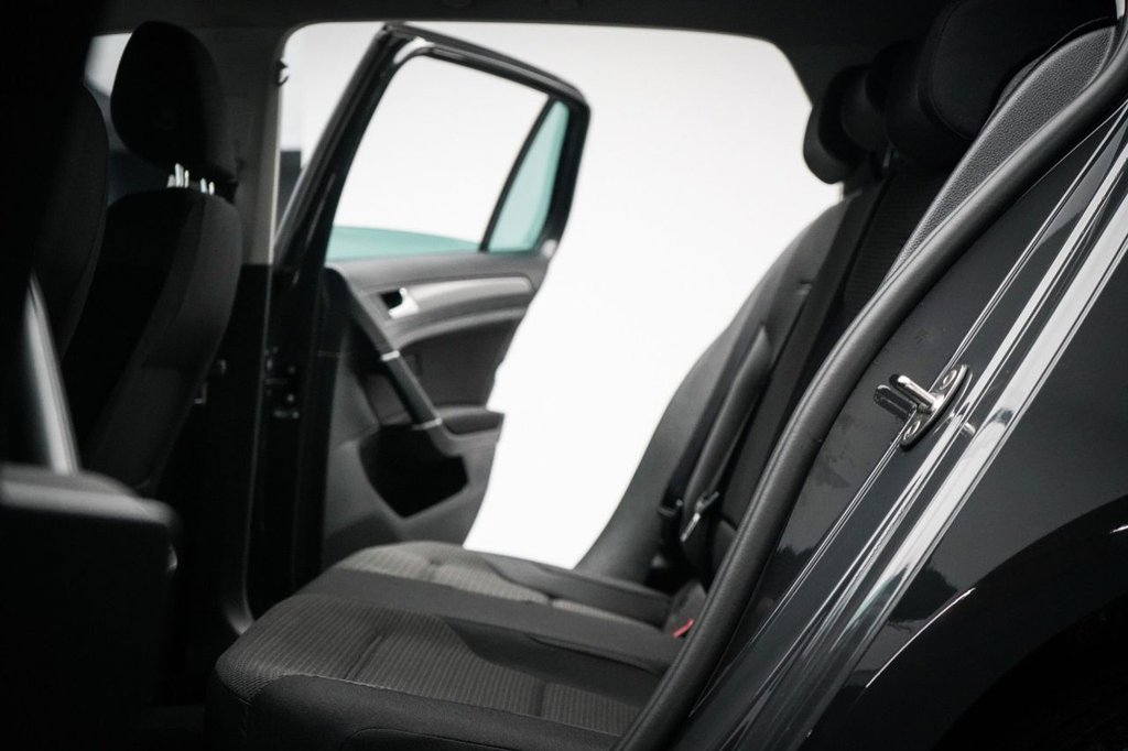 Used Volkswagen Golf 2019 for sale - 77647931: Photo 32