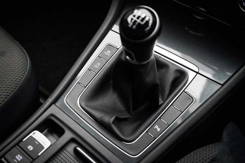 Used Volkswagen Golf 2019 for sale - 77647931: Photo 39