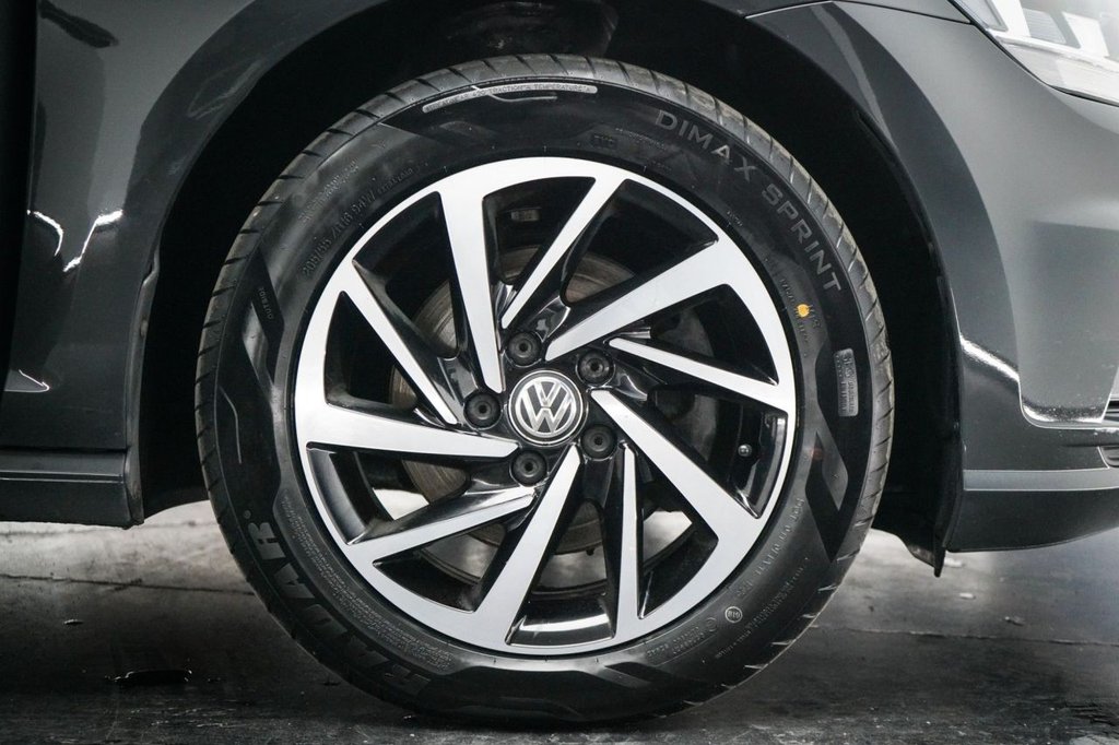 Used Volkswagen Golf 2019 for sale - 77647931: Photo 44