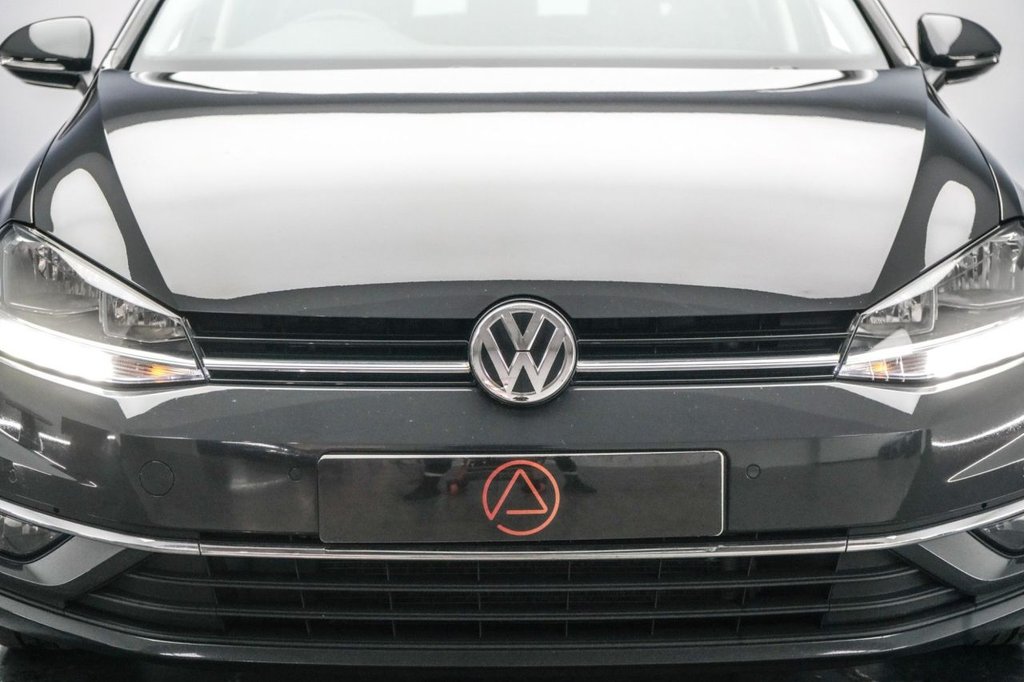 Used Volkswagen Golf 2019 for sale - 77647931: Photo 8