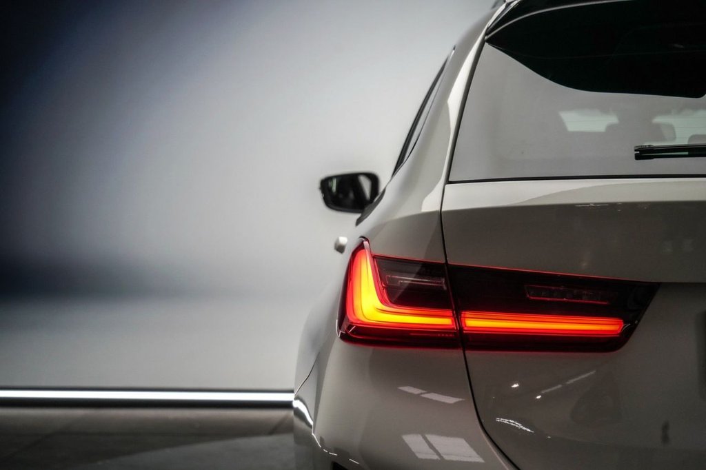 Used BMW 3 Series 2022 for sale - 77372832: Photo 13