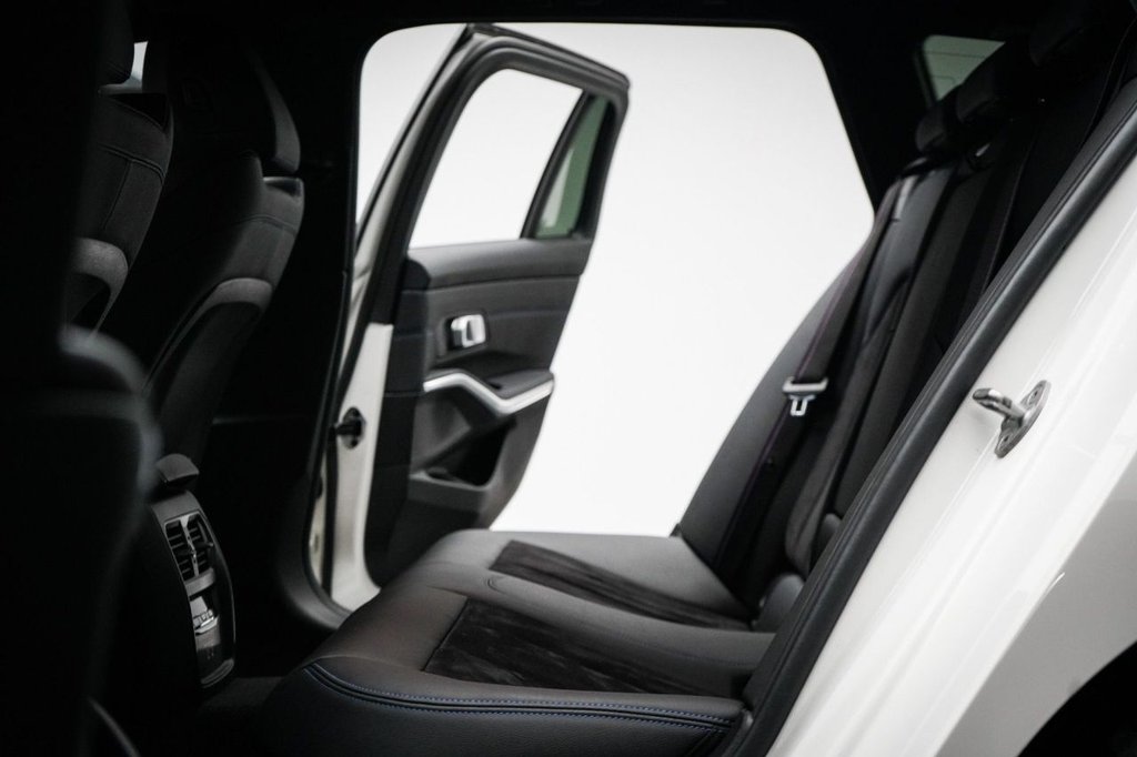 Used BMW 3 Series 2022 for sale - 77372832: Photo 34