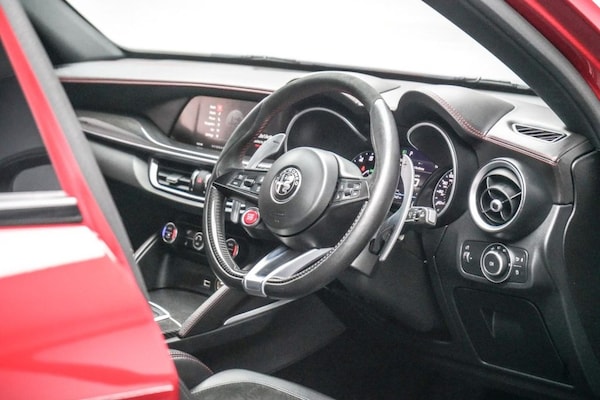 Used Alfa Romeo Stelvio 2018 for sale - 76315732: Photo 31