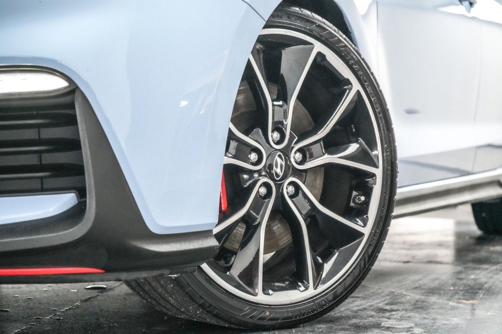 Used Hyundai i30 2019 for sale - 76768372: Photo 2