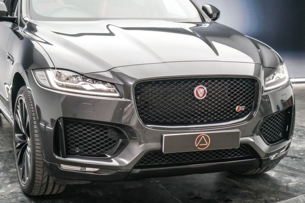 Used Jaguar F-Pace 2018 for sale - 78036498: Photo 18