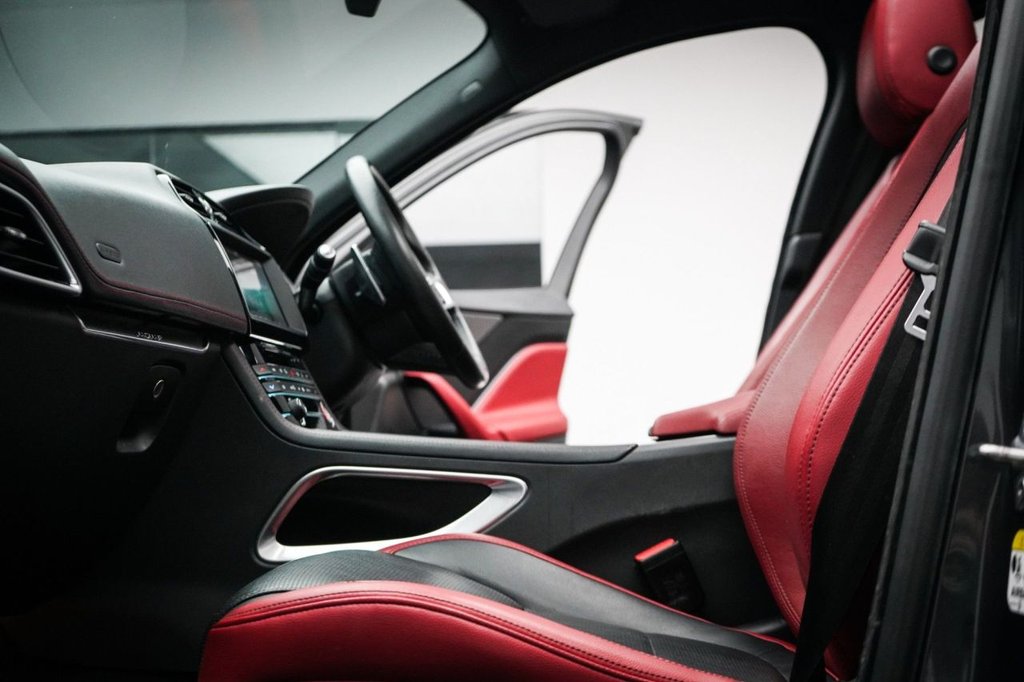 Used Jaguar F-Pace 2018 for sale - 78036498: Photo 34