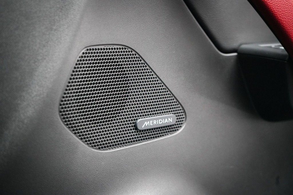 Used Jaguar F-Pace 2018 for sale - 78036498: Photo 38