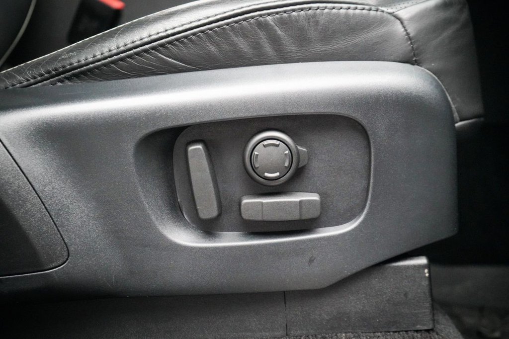 Used Land Rover Discovery 2018 for sale - 77765580: Photo 36