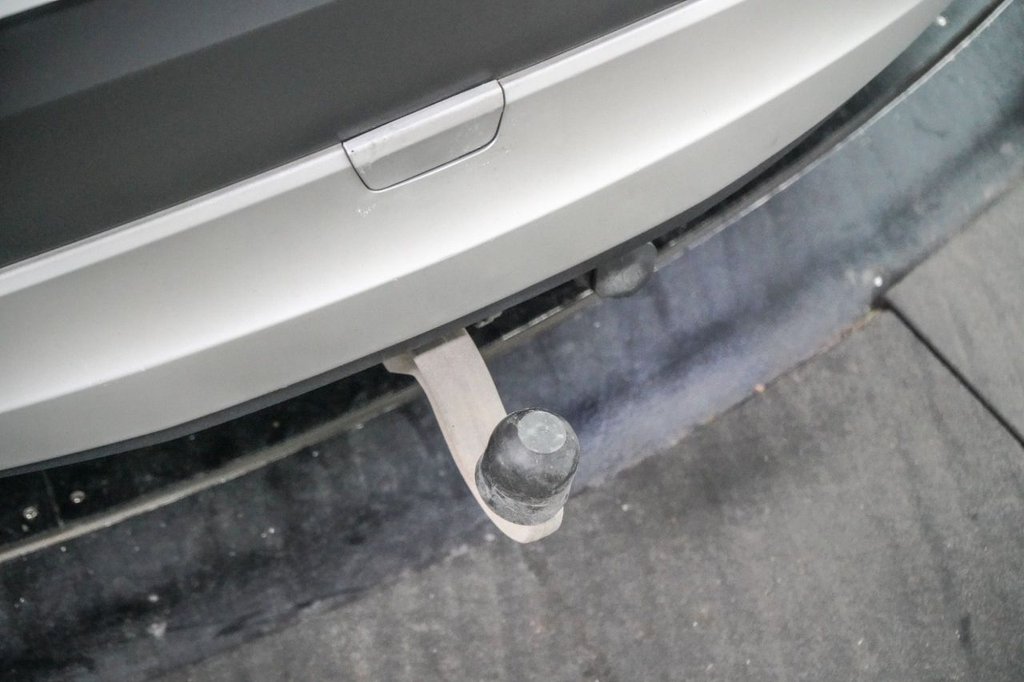 Used Land Rover Discovery 2018 for sale - 77765580: Photo 4