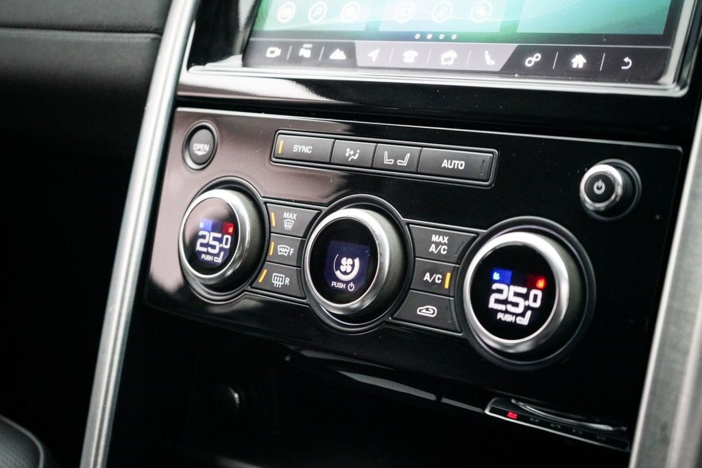 Used Land Rover Discovery 2018 for sale - 77765580: Photo 46