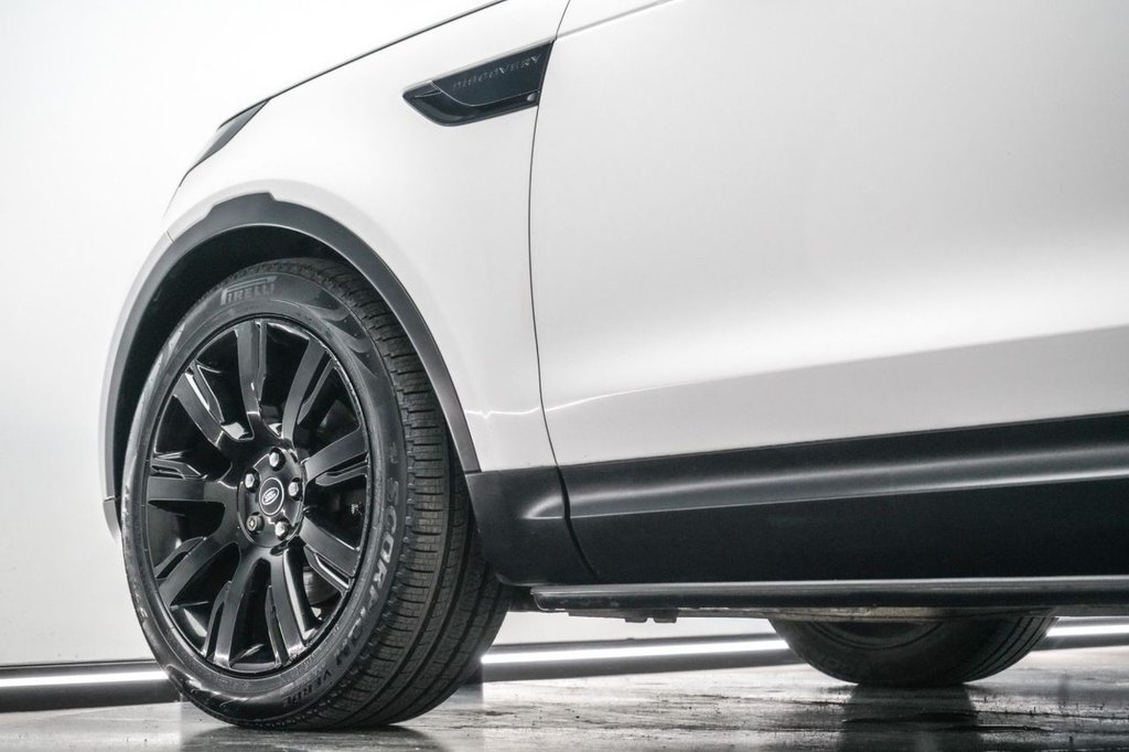 Used Land Rover Discovery 2018 for sale - 77765580: Photo 9