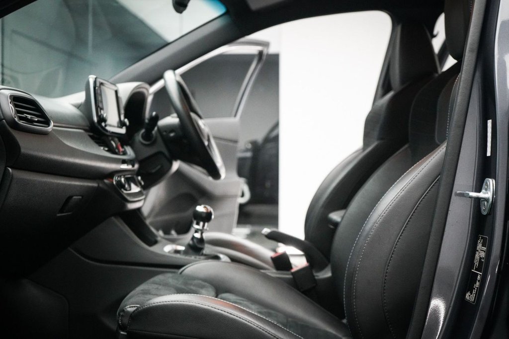 Used Hyundai i30 2018 for sale - 77332938: Photo 32