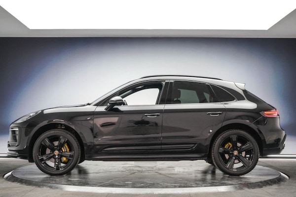 Used Porsche Macan 2021 for sale - 76223292: Photo 12