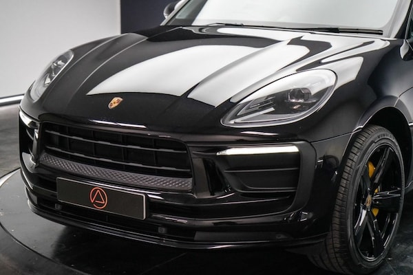 Used Porsche Macan 2021 for sale - 76223292: Photo 19