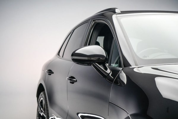 Used Porsche Macan 2021 for sale - 76223292: Photo 23