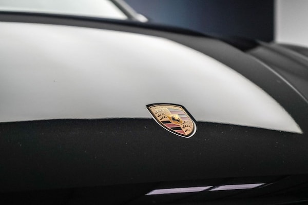 Used Porsche Macan 2021 for sale - 76223292: Photo 24