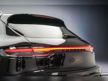 Used Porsche Macan 2021 for sale - 76223292: Photo 4