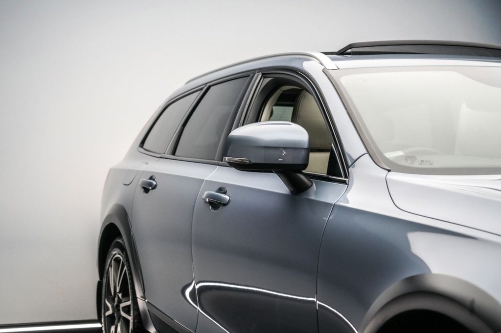 Used Volvo V90 Cross Country 2019 for sale - 77188128: Photo 22