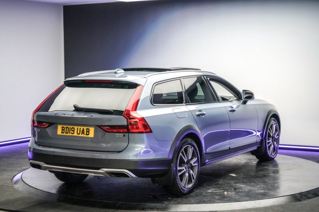 Used Volvo V90 Cross Country 2019 for sale - 77188128: Photo 27