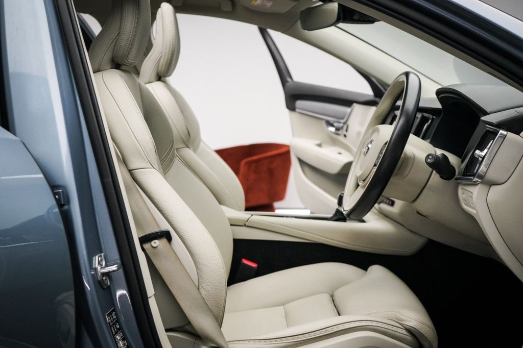 Used Volvo V90 Cross Country 2019 for sale - 77188128: Photo 31