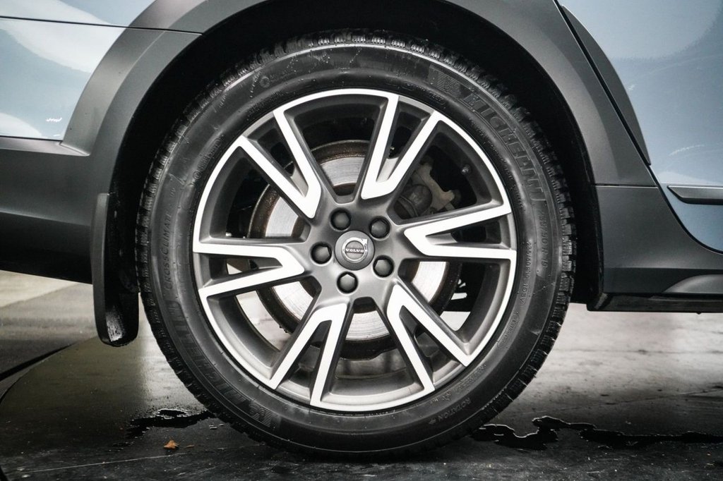 Used Volvo V90 Cross Country 2019 for sale - 77188128: Photo 48
