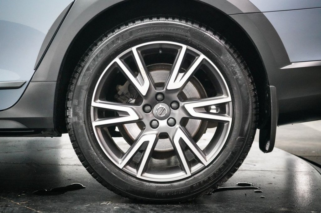 Used Volvo V90 Cross Country 2019 for sale - 77188128: Photo 49