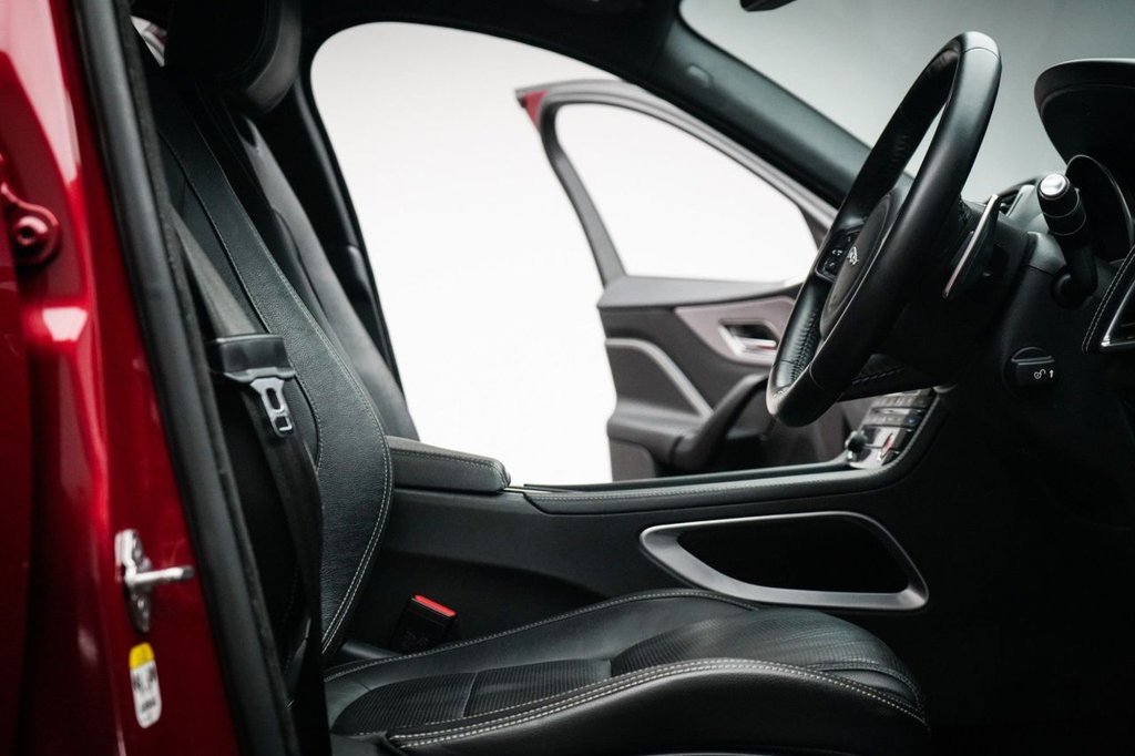 Used Jaguar F-Pace 2018 for sale - 78036497: Photo 30