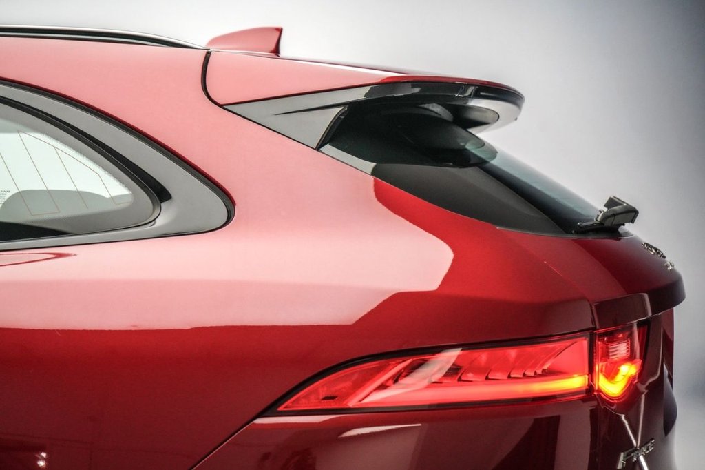 Used Jaguar F-Pace 2018 for sale - 78036497: Photo 4