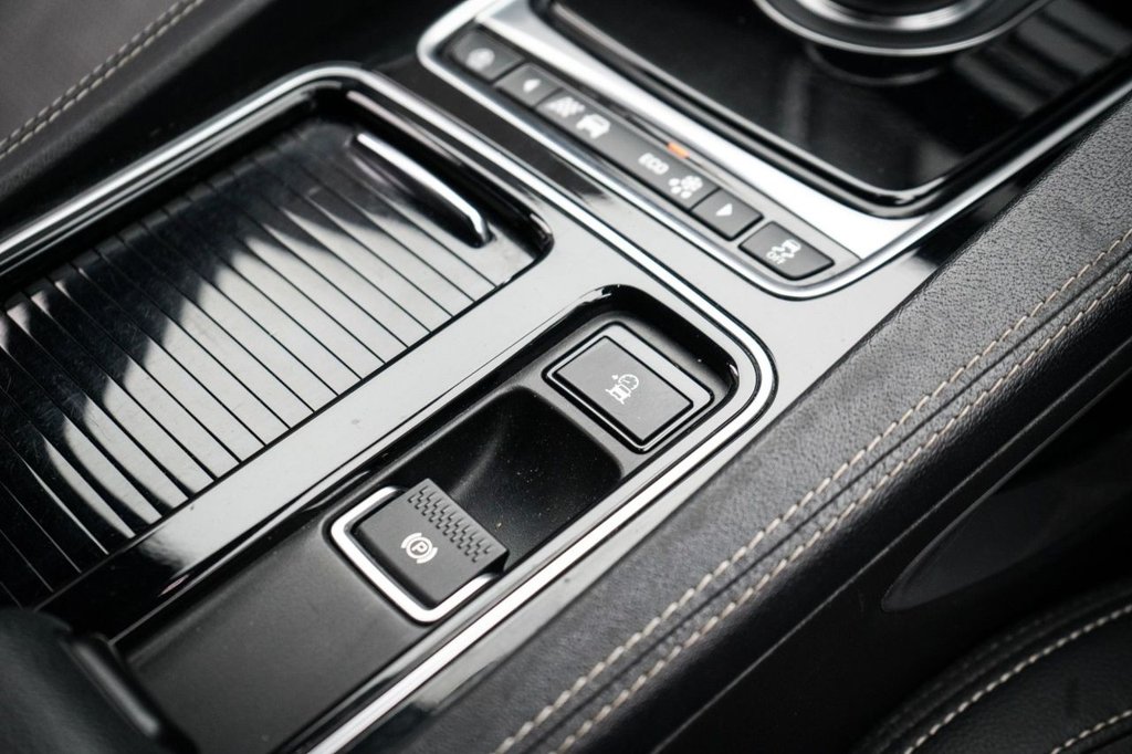 Used Jaguar F-Pace 2018 for sale - 78036497: Photo 40