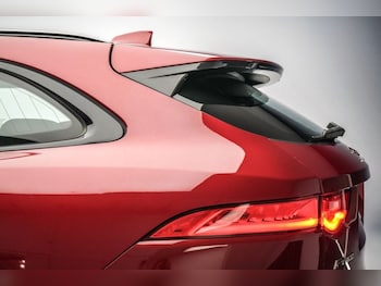 Used Jaguar F-Pace 2018 for sale - 78036497: Photo