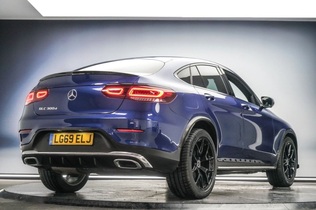 Used Mercedes-Benz GLC 2019 for sale - 77647843: Photo 3