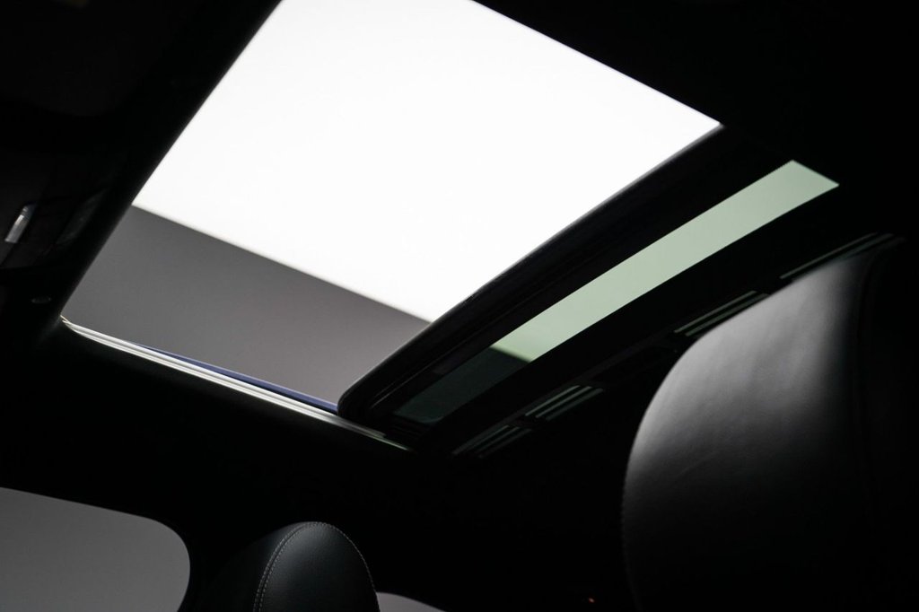 Used Mercedes-Benz GLC 2019 for sale - 77647843: Photo 4