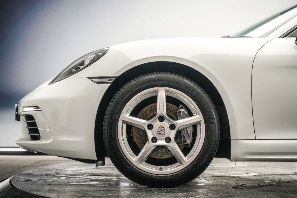 Used Porsche Boxster 2017 for sale - 77333007: Photo 15