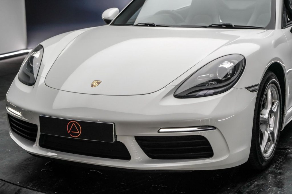 Used Porsche Boxster 2017 for sale - 77333007: Photo 18