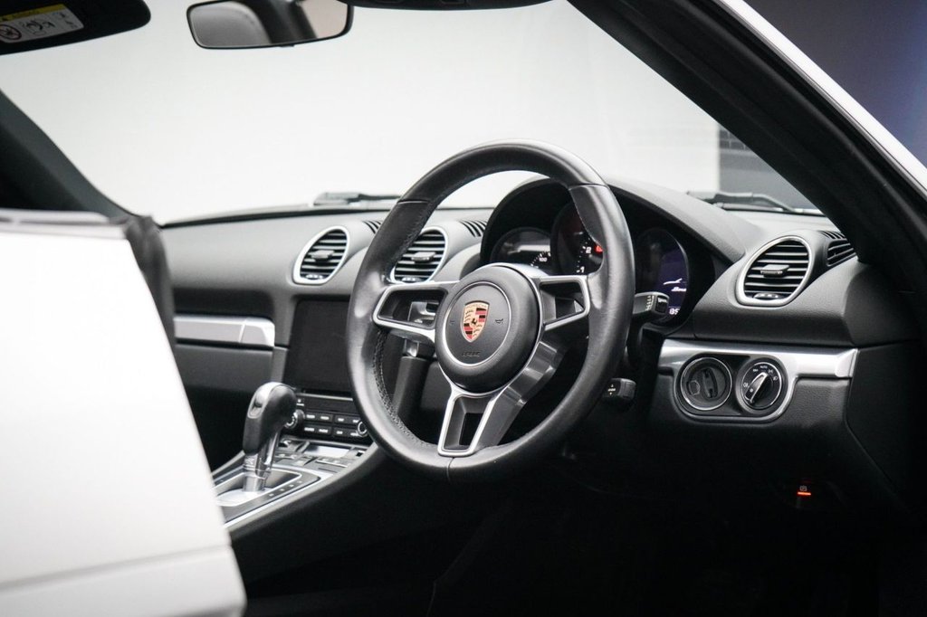 Used Porsche Boxster 2017 for sale - 77333007: Photo 28
