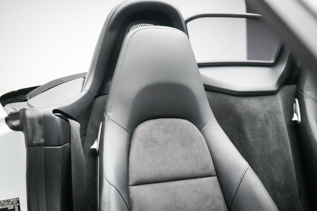 Used Porsche Boxster 2017 for sale - 77333007: Photo 29