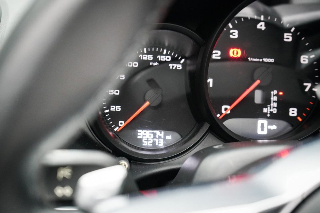 Used Porsche Boxster 2017 for sale - 77333007: Photo 32