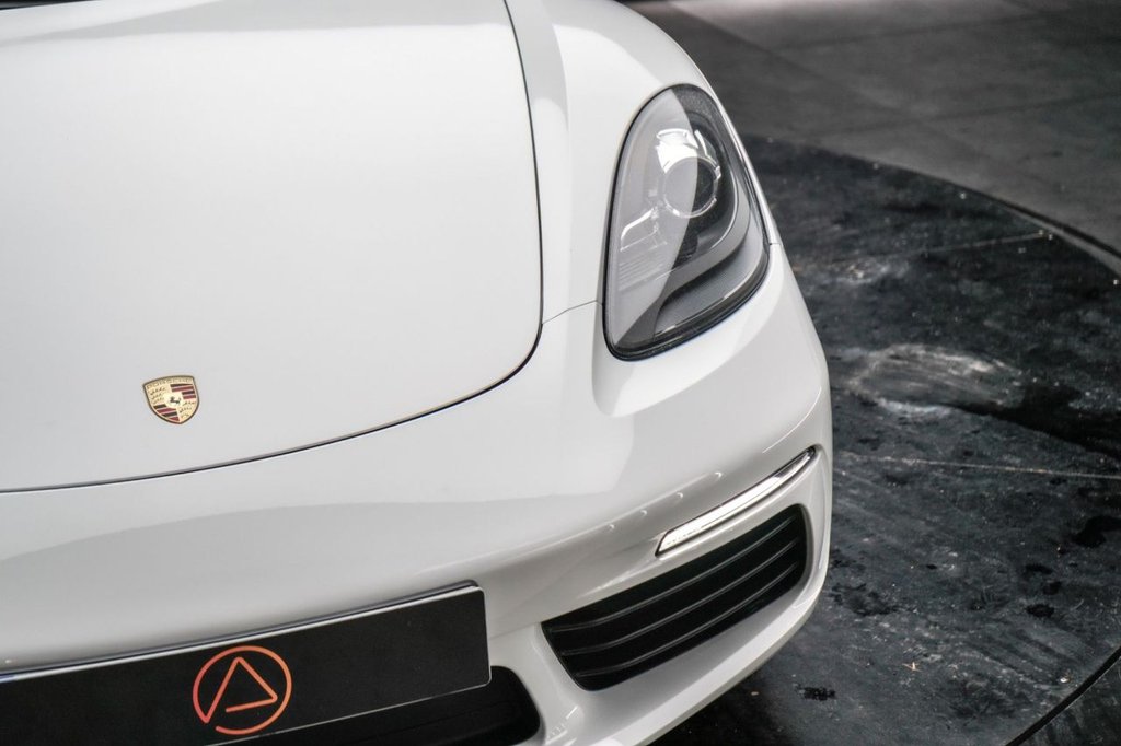 Used Porsche Boxster 2017 for sale - 77333007: Photo 6