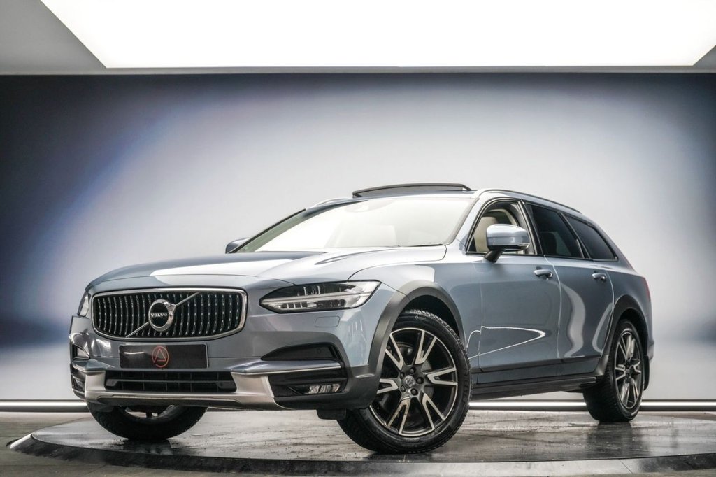 Used Volvo V90 2019 for sale - 76883158: Photo 1