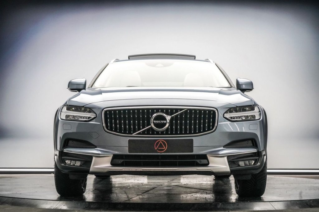 Used Volvo V90 2019 for sale - 76883158: Photo 10